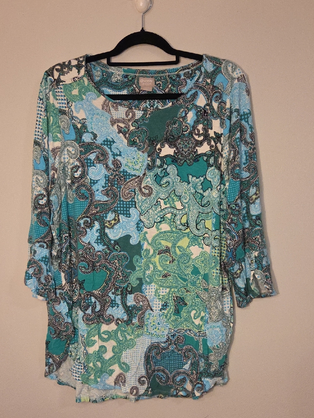 Chico's Teal & Green Paisley Stretch 3/4 Sleeve Top